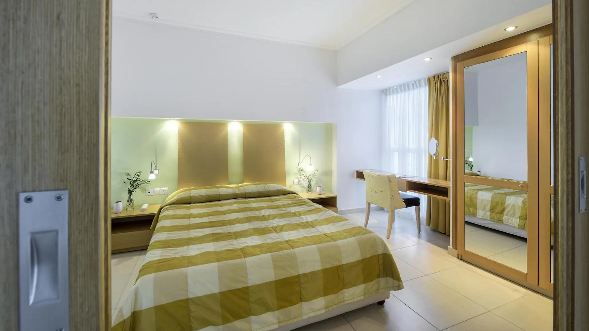 Mendi Hotel Kalandra 4*,  Grecia